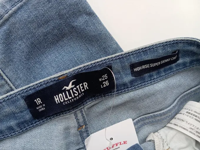 HOLLISTER High Waist Jeans Bild 3