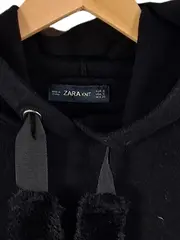 Vorschaubild 3 von Damen Kapuzenpullover Cropped Fellbesatz Schwarz Gr. S