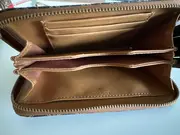 Vorschaubild 3 von Damen Clutch Braun Kunststoff Logo-Print Reißverschluss Klein