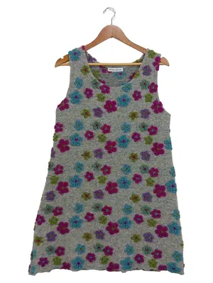 KLEINE SCHEREREIEN Strickkleid