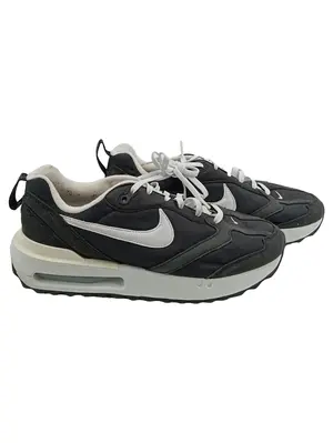 NIKE Sneaker low