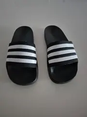 Vorschaubild 2 von Adilette Shower Badeschuhe Kinder Gr. 34 Grau Weiß Streifen