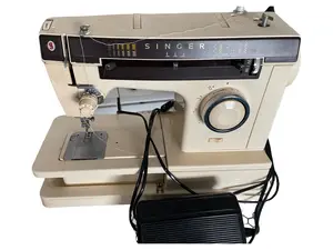SINGER Nähmaschine