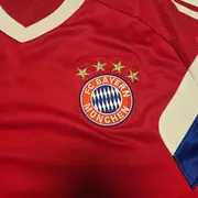 Vorschaubild 2 von FC Bayern München Herren Fußball Trikot Rot Größe 40