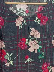 Vorschaubild 3 von Damen Bluse Gr. 36 Blumenmuster Karo Grau Rosa Rot Viskose