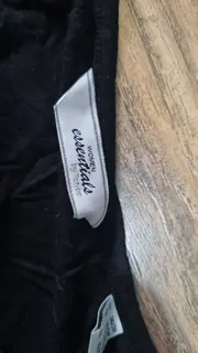 Vorschaubild 6 von Essentials Damen Langarmshirt Schwarz Gr. 36/38 Viskose Basic