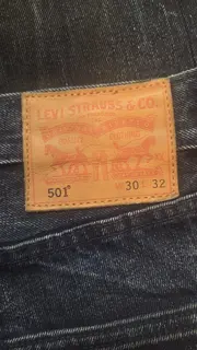 Vorschaubild 2 von 501 Herren Jeans Straight Leg Blau W30 L32 Klassisch Baumwolle