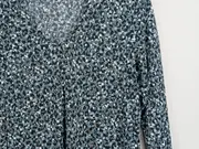 Vorschaubild 4 von Langarmshirt Damen Gr. 38 V-Ausschnitt Tierdruck Blau Raffung Casual