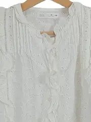 Vorschaubild 3 von Mädchen Bluse Gr. 122 Weiß Lochstickerei Rüschen Baumwolle