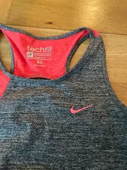 Vorschaubild 2 von Techfit Damen Tanktop Sportshirt Top Gr. XL Grau Pink Fitness Laufshirt
