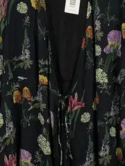 Vorschaubild 3 von Woman Bluse Kimono Blumenmuster Schwarz Gr. 52/4XL Viskose