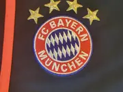 Vorschaubild 3 von FC Bayern München Fußball Shorts Kinder Gr. 176 Blau Sporthose Training