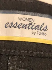 Vorschaubild 4 von Damen Bermuda Shorts Schwarz Gr. 38 M Casual Stretch