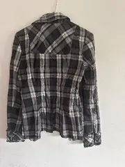 Vorschaubild 3 von Hemdbluse Damen Gr. M kariert grau schwarz Rüschen