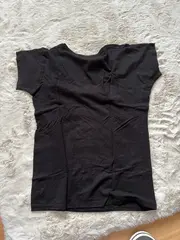 Vorschaubild 2 von Damen T-Shirt Schwarz Gr. S V-Ausschnitt Logo Stickerei