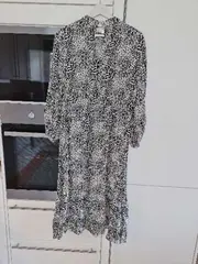 Vorschaubild 3 von Damen Kleid Leopardenmuster Viskose Gr. M/38 Schwarz Weiß