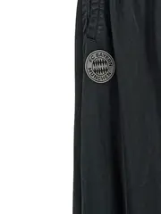 Vorschaubild 2 von FC Bayern München Trainingshose Herren Gr. L Schwarz Jogginghose