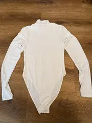 Vorschaubild 2 von Damen Body Langarm Rollkragen Weiß Gr. 38/M Basic