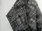 Vorschaubild 4 von Damen Cape Poncho Grau Kariert Fransen One Size