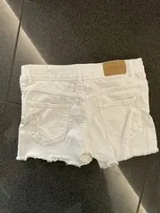 Vorschaubild 2 von Kids Jeans Shorts Mädchen Gr. 140 Weiß Denim Fransen Sommer