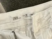 Vorschaubild 5 von Kids Jeans Shorts Mädchen Gr. 140 Weiß Denim Fransen Sommer