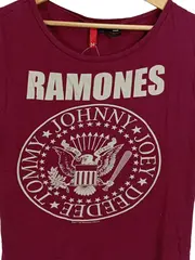 Vorschaubild 2 von Ramones Fanshirt Damen Gr. 34/XS Rot Band T-Shirt Punk Rock