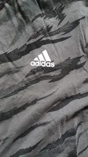 Vorschaubild 2 von T-Shirt Jungen Gr. 176 (15-16 Jahre) Camouflage Grau Sport Shirt Baumwolle