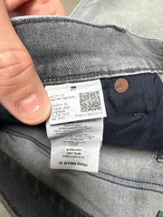 Vorschaubild 5 von 3301 Slim Herren Destroyed Jeans Grau W33/L32