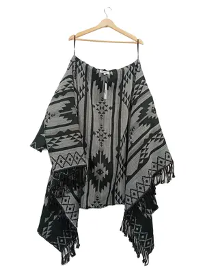GLAMOROUS Poncho