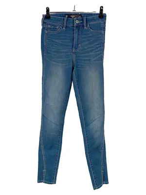 HOLLISTER High Waist Jeans