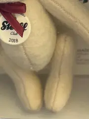 Vorschaubild 2 von Club Teddybär 2018 Jahresgeschenk Filz Beige Zertifikat