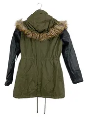 Vorschaubild 2 von Damen Parka Gr. 36/S Grün Kapuze Fellbesatz Lederärmel