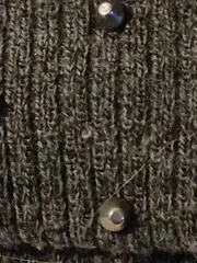 Vorschaubild 2 von Damen Beanie Mütze Grau meliert Rippstrick Nieten Freizeit