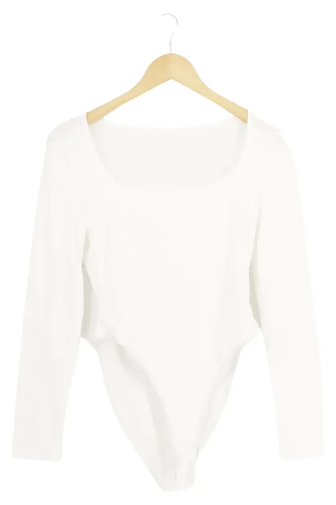 ZALANDO ESSENTIALS Body Bild 1
