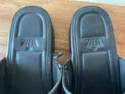 Vorschaubild 3 von Damen Pantoletten Clogs Nieten Schwarz Gr. 39 Modern