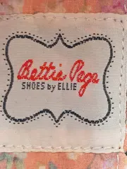 Vorschaubild BETTIE PAGE Pumps 3