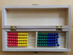 UNBEKANNT Rechenmaschine