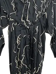 Vorschaubild 3 von Damen Wickelkleid Gr. S Schwarz Weiß gemustert Freizeitkleid