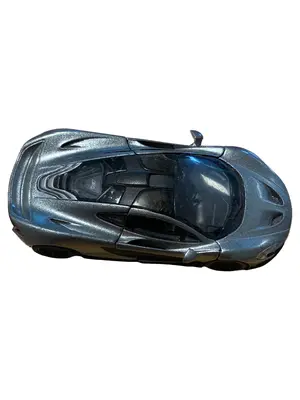 KINSMART Modellfahrzeug