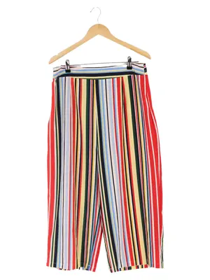 PRETTYLITTLETHING Stoffhose