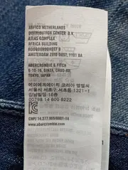 Vorschaubild ABERCROMBIE & FITCH Destroyed Jeans 5