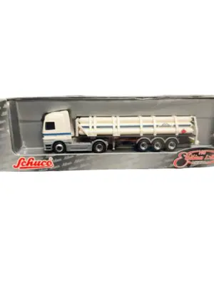 SCHUCO Modellfahrzeug