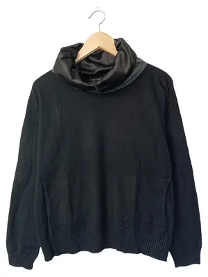LOUISE OROP Kapuzenpullover