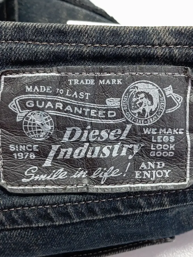 DIESEL Jeans Straight Leg Bild 3
