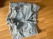 Vorschaubild 2 von Damen Jeansshorts Blau Gr. 10 Distressed Casual Hotpants