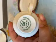 Vorschaubild 3 von Tasse mit Unterteller Klassisch Weiß M Keramik Goldrand Geometrisch