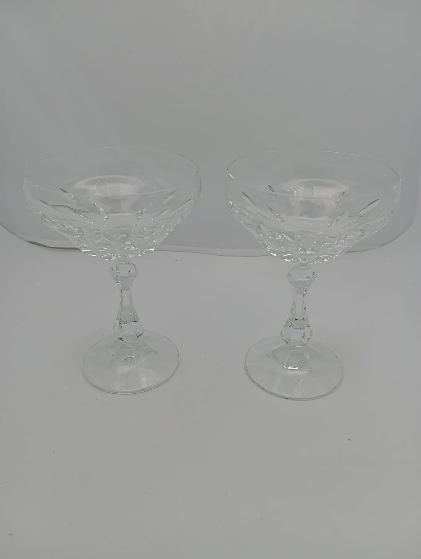 MARKENLOS 2x Elegante Likörgläser Glas Optik Transparent Glas
