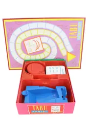 Vorschaubild 2 von Tabu Junior Brettspiel für Kinder Erklärspiel Partyspiel