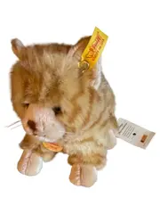 Vorschaubild 1 von Minka Katze Plüschtier Orange Getigert mit Knopf im Ohr