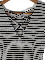 Vorschaubild 3 von T-Shirt Kleid Mädchen Gr. 176 Grau Gestreift Freizeit Minikleid